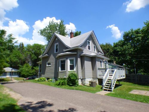 1144 Cook Ave, Saint Paul MN  55106-3325 exterior