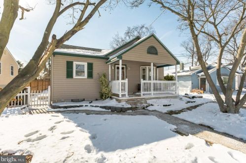 24 Landing Rd, Blenheim, NJ 08012-5137