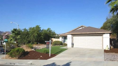 9587 Pino Dr, Lakeside, CA 92040-4337