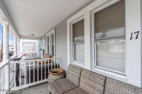 15 Stanton Pl, Avon, NJ 07717-1026