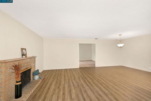 98 Fountainhead Ct, Pacheco, CA 94553-4964