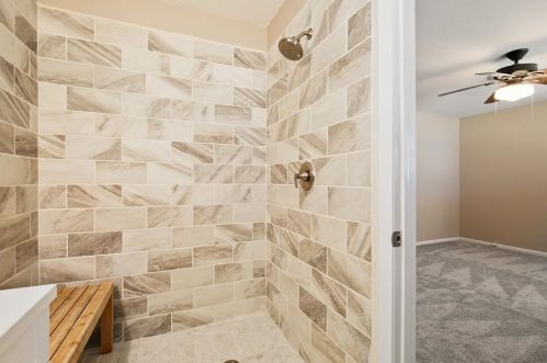 5625 Woodway Dr, Fort Worth TX  76133-2959 exterior