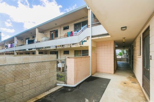 420 Kuakini St, Honolulu, HI 96817-2356
