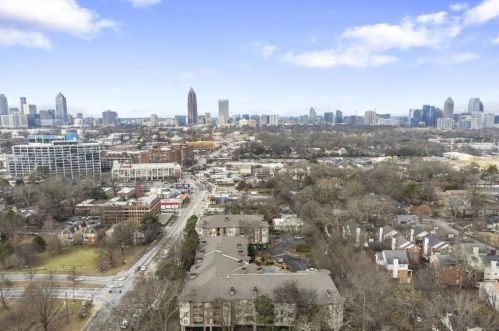 825 Highland Ln, Atlanta GA  30306-4383 exterior