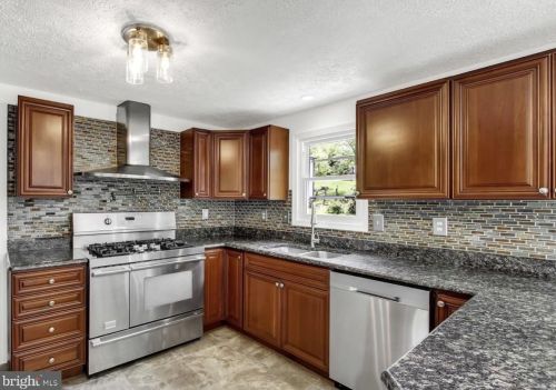 47 Pheasant Ridge Rd, Hanover PA  17331-9470 exterior