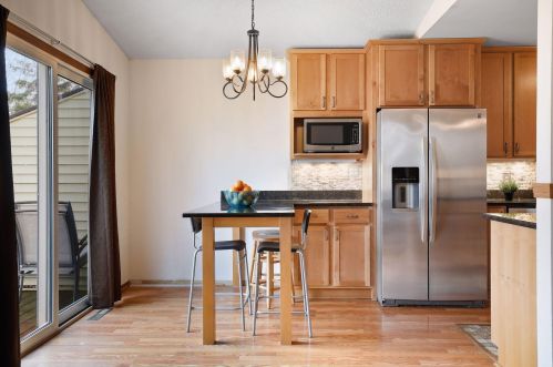 933 Heritage Ct, Saint Paul MN  55127-3661 exterior