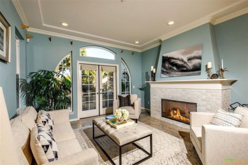 686 Cypress Hills Dr, Encinitas, CA 92024-2394