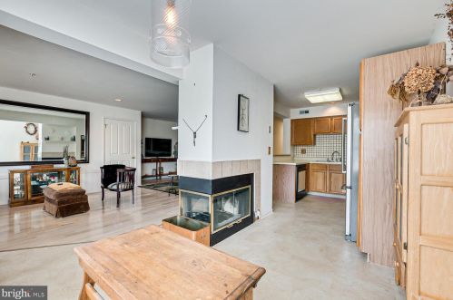 314 Brickhouse Rd, Princeton NJ  08540-7352 exterior