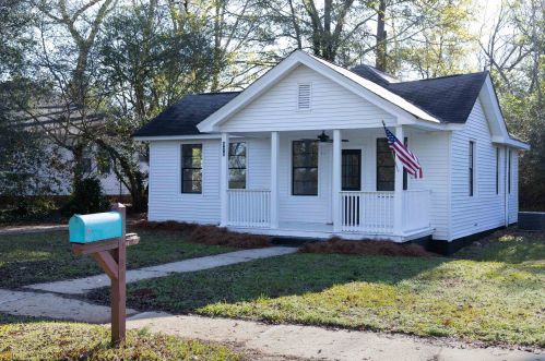 826 9th Ave, Thomaston, GA 30286-2935