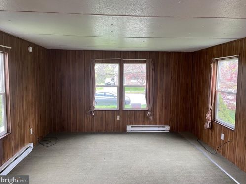 853 Mcallister St, Hanover, PA 17331-4141