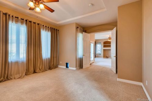 22540 Peakview Dr, Aurora CO 80016-7026 exterior