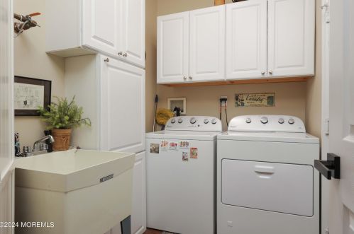13 Wycliffe Dr, Lakehurst NJ  08759-6165 exterior