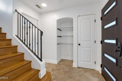 5442 Driftwood St, Oxnard, CA 93035-1031