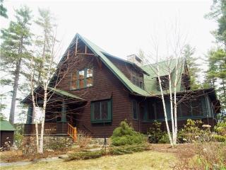 554 Wakefield Blvd, Winsted, CT 06098-2967