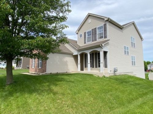 2110 Fairview Ln, Bull Valley, IL 60098-7013