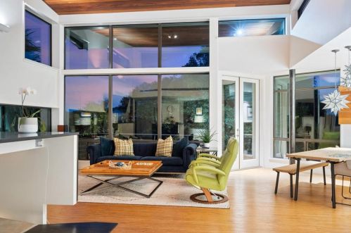 1101 Cyn Edge Dr, Austin TX  78733-2005 exterior