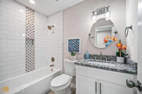 2593 Stoney Creek Rd, Marietta, GA 30067-6639