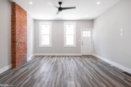 2418 4th St, Philadelphia PA  19148-3905 exterior