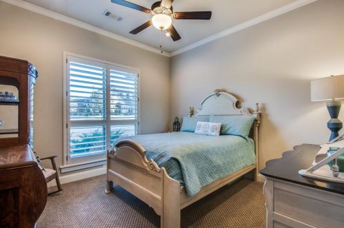 3328 Clubview Dr, Argyle TX 76226-2113 exterior