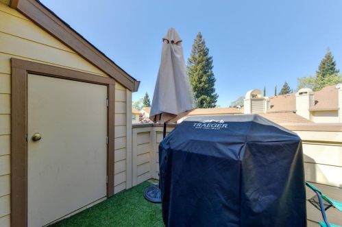 5647 Walnut Ave, Citrus Heights CA  95662-5336 exterior