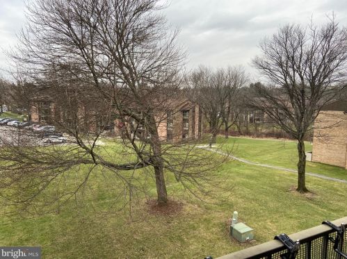 6017 Majors Ln, Columbia MD  21045-4125 exterior