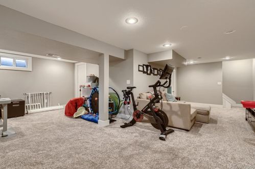 6218 Niagara Ct, Englewood CO 80112-1011 exterior