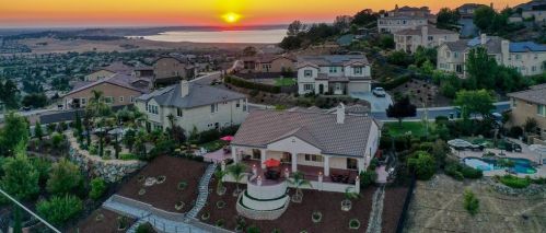8111 Trevi Way, Folsom, CA 95762-4145