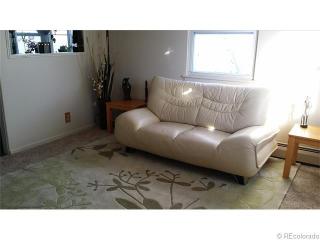 6855 Reno Dr, Arvada, CO 80002-3138