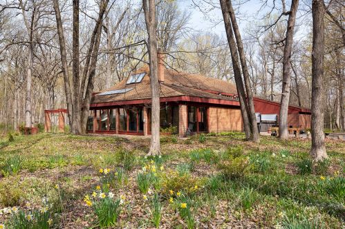2920 Orange Brace Rd, Bannockburn, IL 60015-3724