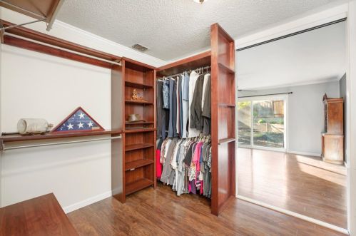 7087 Canevalley Cir, Citrus Heights CA  95621-0252 exterior