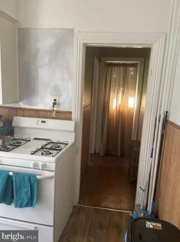 27 Kent St, Trenton NJ 08611-1018 exterior