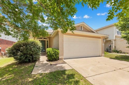 12816 Dwight Eisenhower St, Webberville TX  78653-3946 exterior