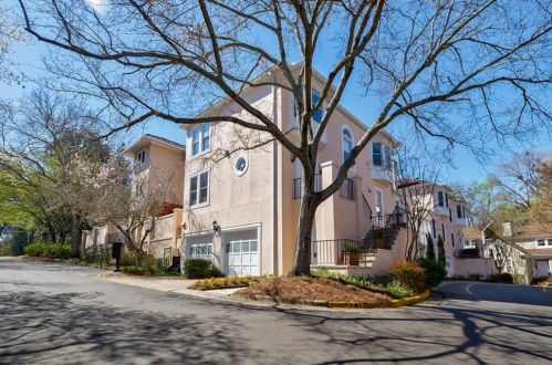 39 Lullwater Est, Atlanta, GA 30307-1280