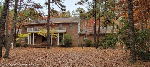 49 Grand Blvd, Jackson Twp, NJ 08527-5134