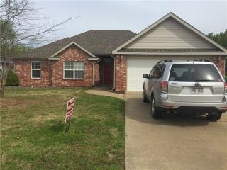 143 Fox Run Cir, Centerton, AR 72719-9405