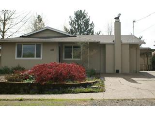 522 Monroe St, Carlton, OR 97111-1120
