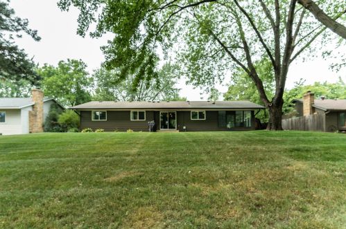 14392 Genesee Ave, Saint Paul MN  55124-8456 exterior