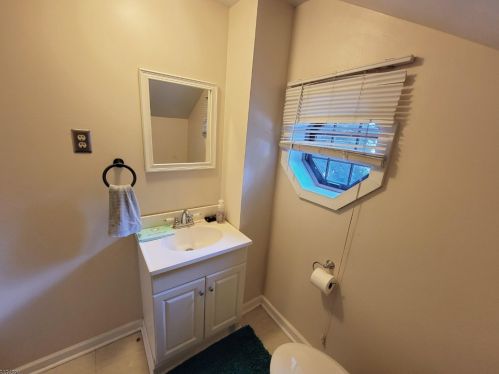 114 Harvey St, Hackettstown NJ  07840-1212 exterior