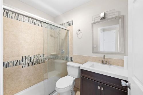 5707 Cedardale Dr, Austin TX  78745-4023 exterior