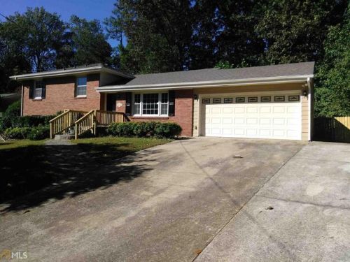 2484 Rockknoll Dr, Conley, GA 30288-1420