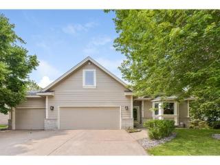 1330 Royal Oaks Dr, Saint Paul, MN 55126-8430