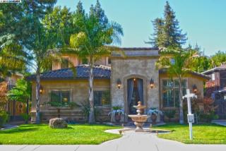860 Division St, Pleasanton, CA 94566-6512