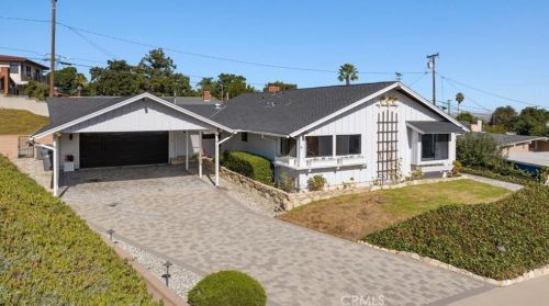 2071 Upland St, Palos Verdes Estates, CA 90275-1121