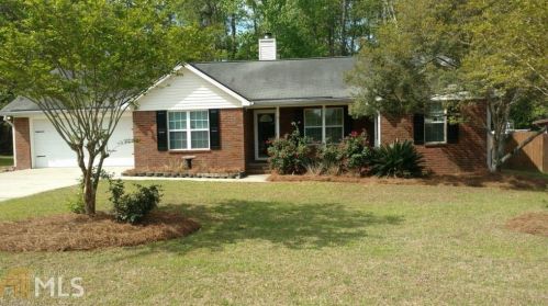 315 Layne Ave, Rincon, GA 31326-6048