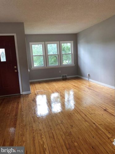 1125 Walnut St, Camden NJ  08107-2750 exterior