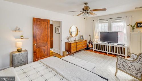 100 Strawbridge Ave, Camden NJ 08108-1806 exterior