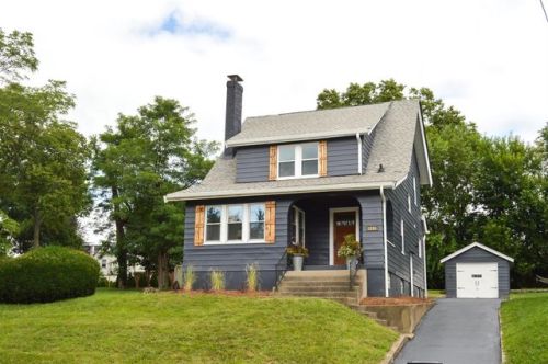 3104 Auten Ave, Cincinnati, OH 45213-2406