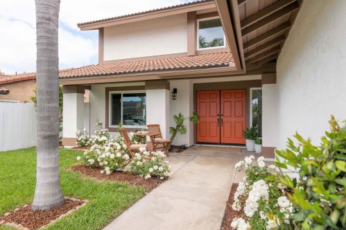 3742 Kelton Dr, Oceanside, CA 92056-6312