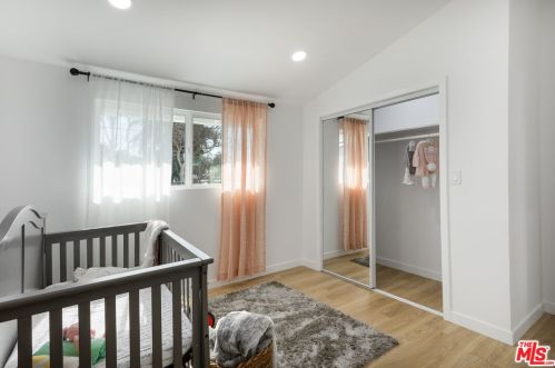 2325 Monta Vista Ave, Santa Ana CA 92704-2828 exterior