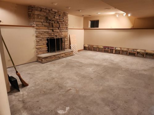 1248 Carlisle Ave, Elk Grove Vlg, IL 60007-4032